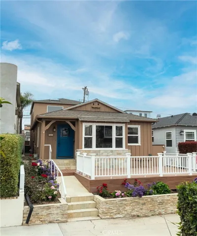 421 6th, Manhattan Beach, California 90266