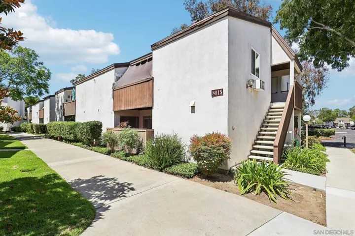 8015 Caminito De Pizza E, San Diego, California 92108