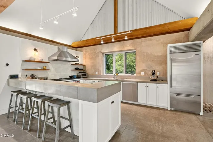 11 kitchen 2