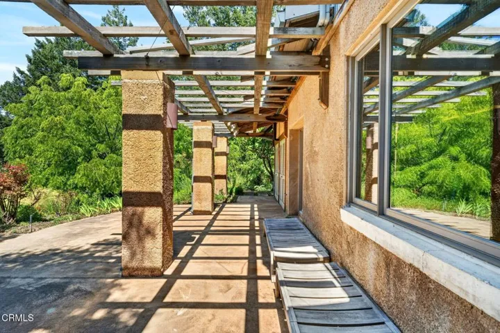 32 back pergola