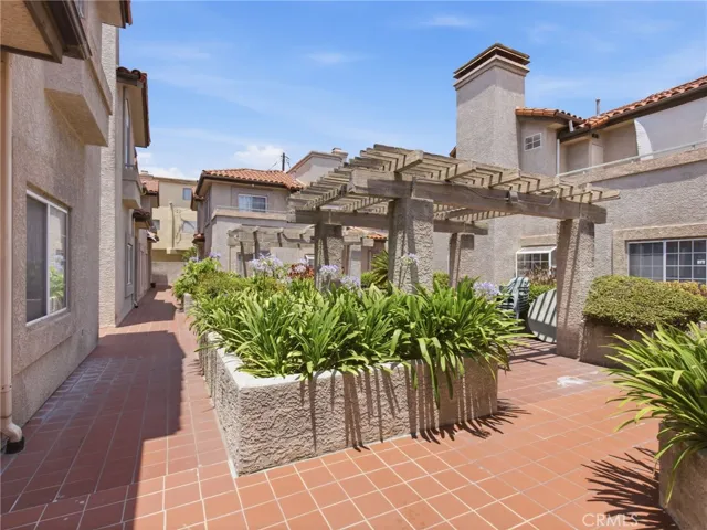 528 N Stoneman, Alhambra, California 91801