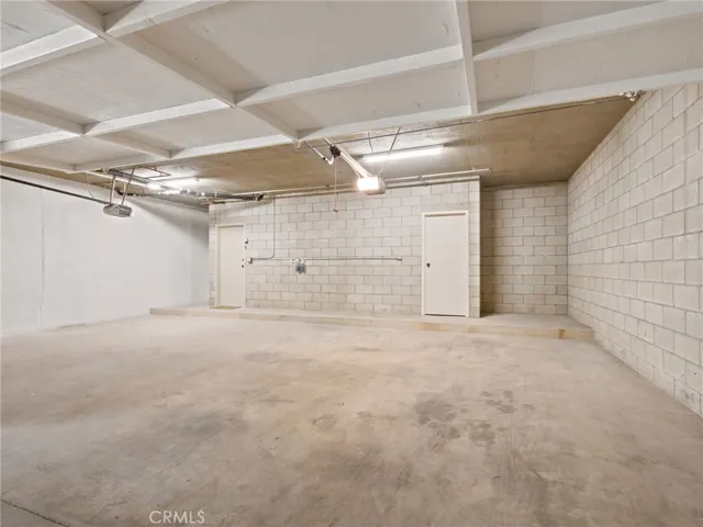 3-Car Garage