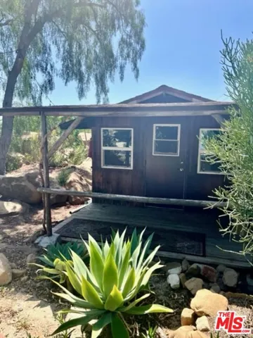 Detached bonus room