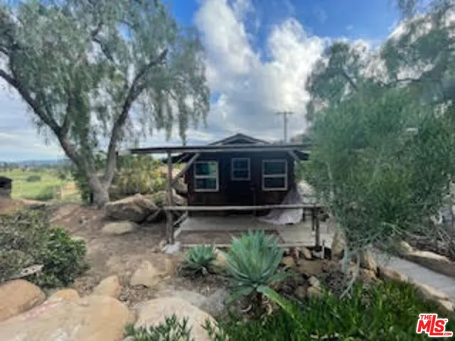 Detached bonus room