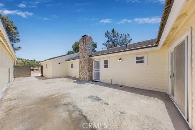 6401 Hubbard, Acton, California 93510