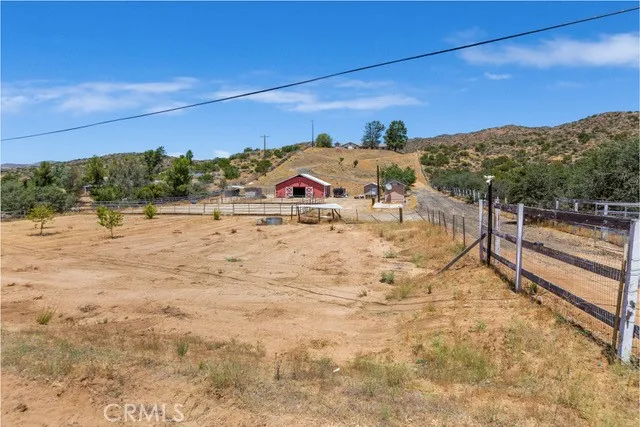 6401 Hubbard, Acton, California 93510