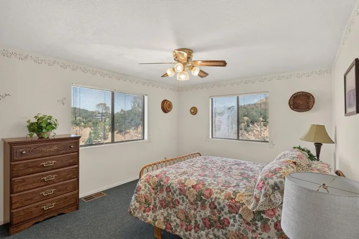 2537 Shoreline Road, Bradley, California 93426