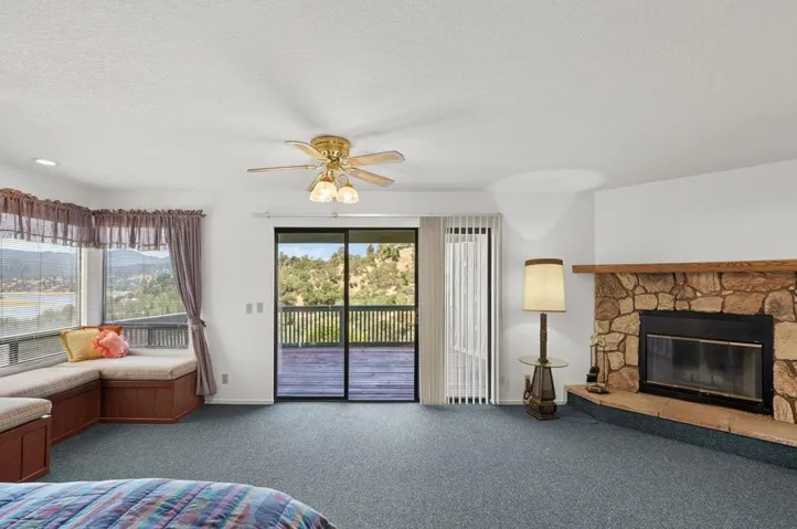 2537 Shoreline Road, Bradley, California 93426