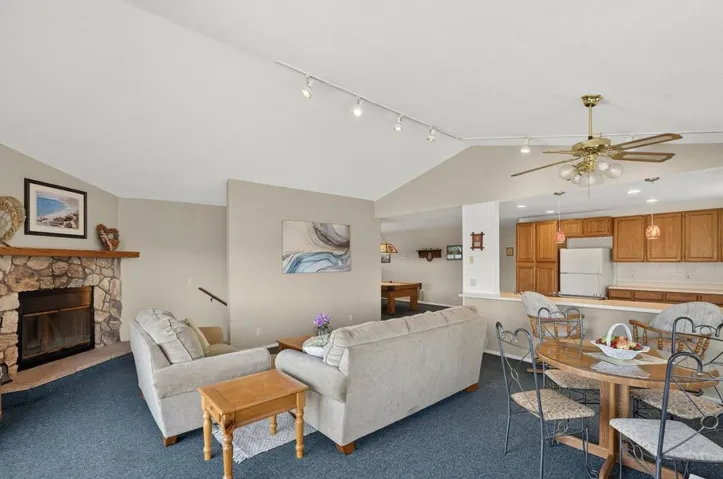 2537 Shoreline Road, Bradley, California 93426