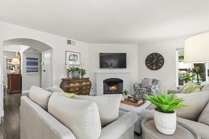 8866 Bridle Run, Alpine, California 91901