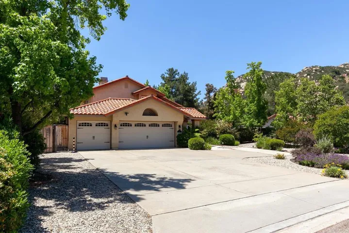 8866 Bridle Run, Alpine, California 91901