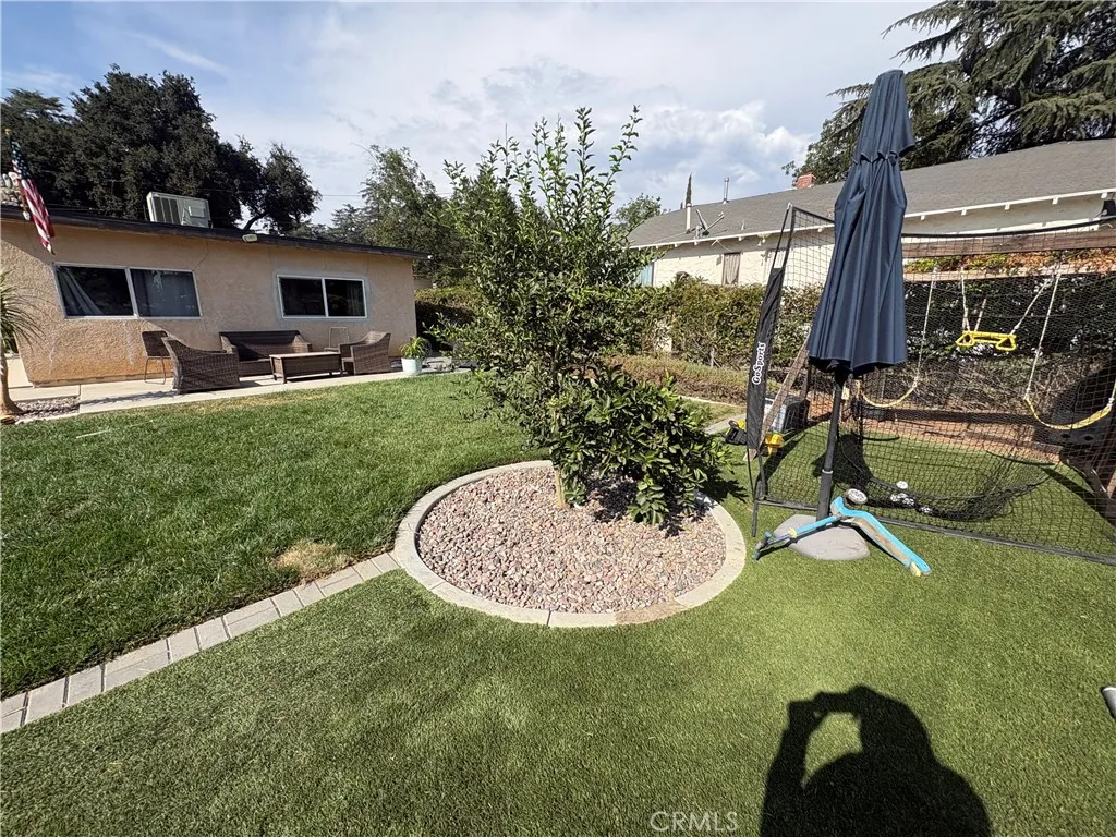 35256 Acacia, Yucaipa, California 92399 — photo 5