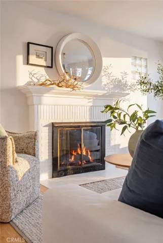 1403 N Bayfront, Newport Beach, California 92662