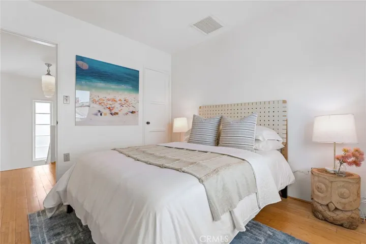 1403 N Bayfront, Newport Beach, California 92662