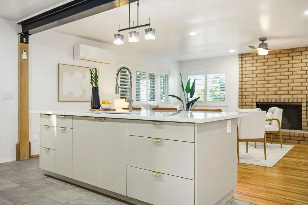 Kitchen/Family Room