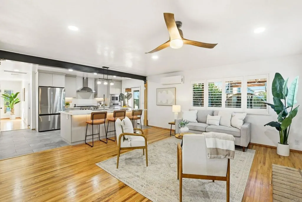 Family Room/Kitchen