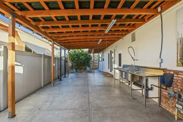 Side yard