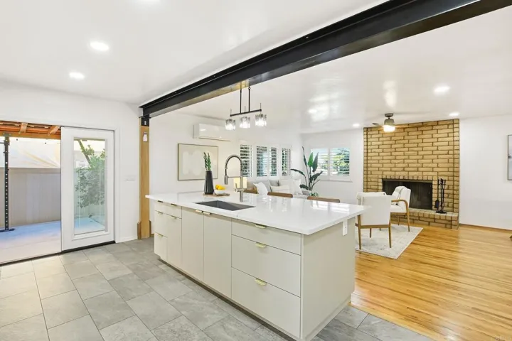 Kitichen/Family Room