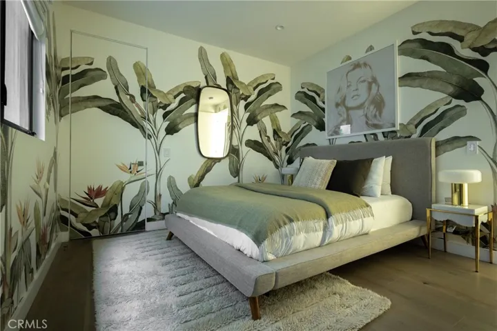 7107 Macapa Drive, Los Angeles, California 90068