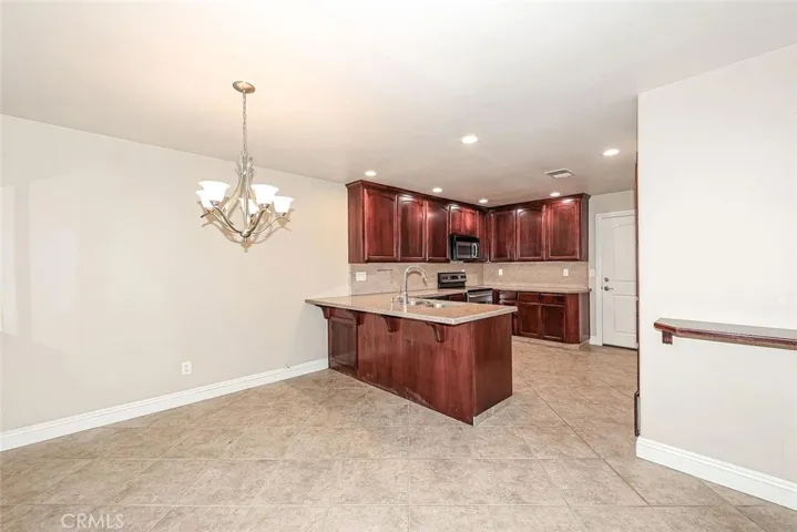 3350 M, Merced, California 95348