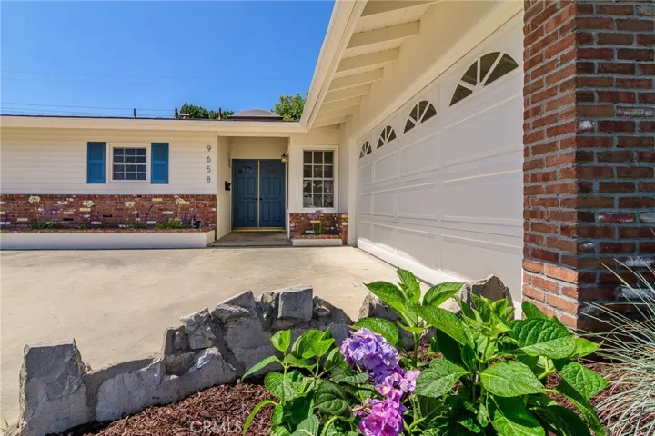 9658 Dove Cir, Fountain Valley, California 92708