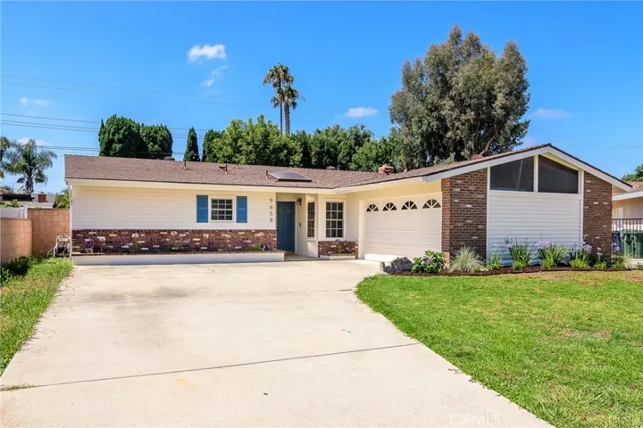 9658 Dove Cir, Fountain Valley, California 92708
