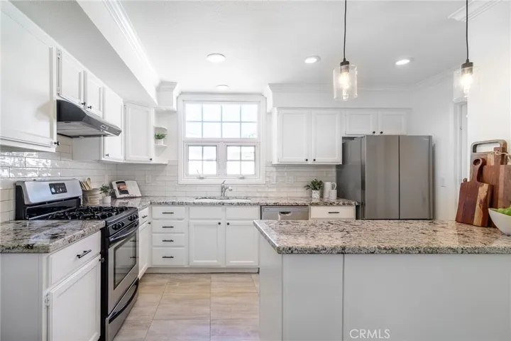 9658 Dove Cir, Fountain Valley, California 92708