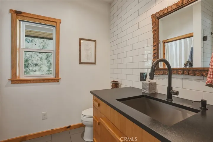 17186 Highway 126, Other, California 97759