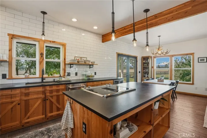 17186 Highway 126, Other, California 97759