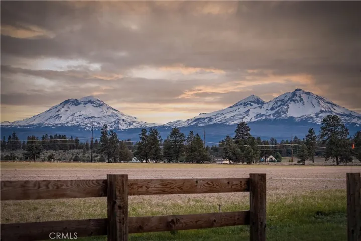 17186 Highway 126, Other, California 97759