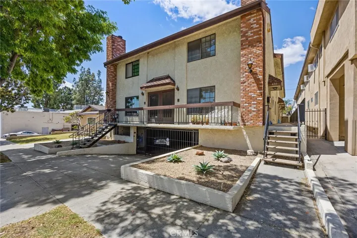 431 E Verdugo G, Burbank, California 91501