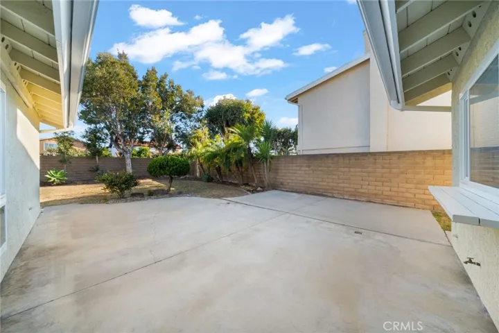 8612 Bayonne, Huntington Beach, California 92646