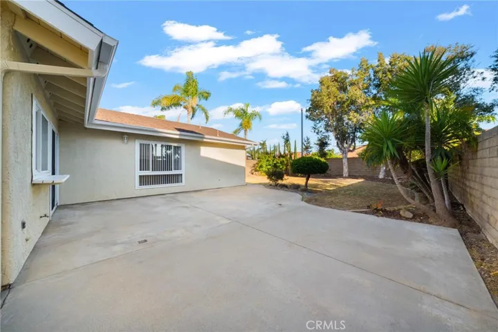 8612 Bayonne, Huntington Beach, California 92646