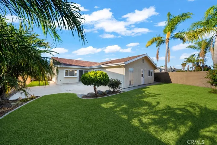 8612 Bayonne, Huntington Beach, California 92646