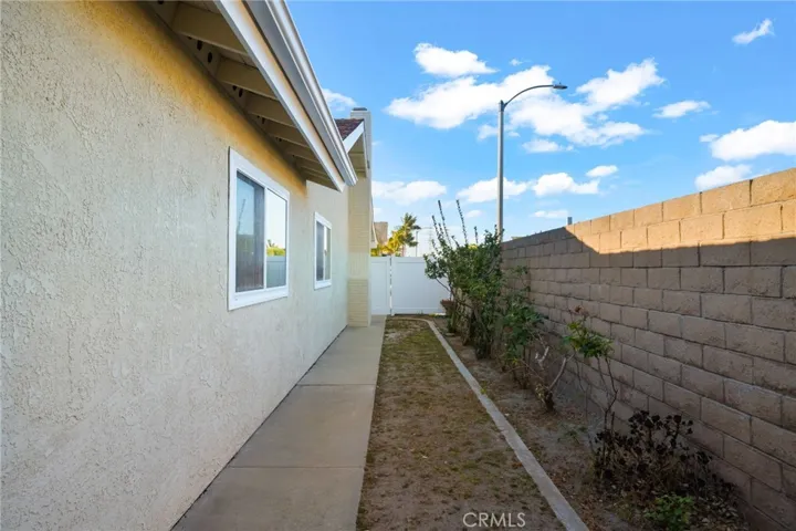 8612 Bayonne, Huntington Beach, California 92646