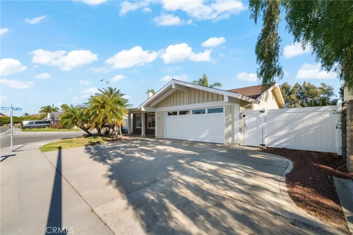 8612 Bayonne, Huntington Beach, California 92646