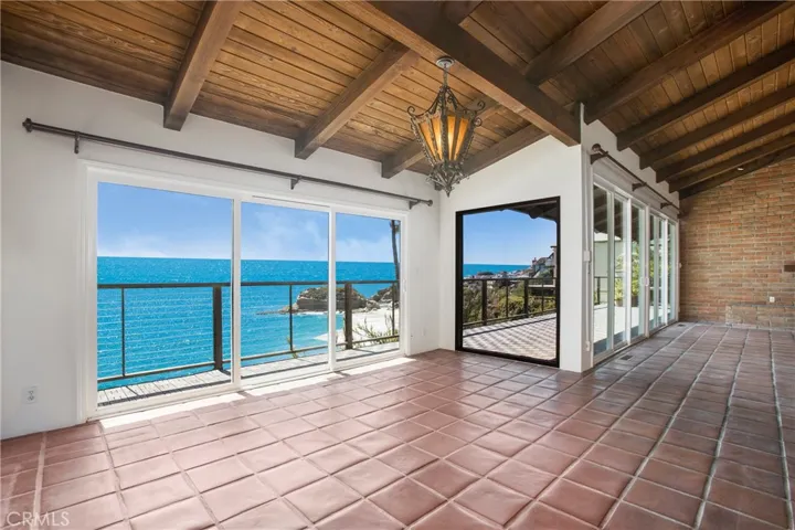 78 S La Senda, Laguna Beach, California 92651
