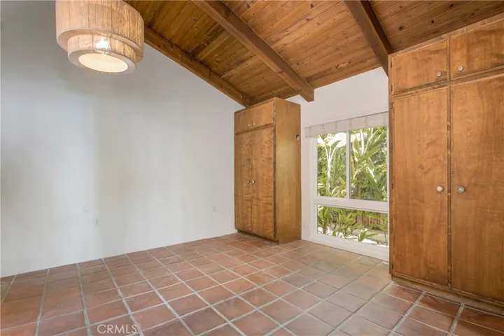 78 S La Senda, Laguna Beach, California 92651