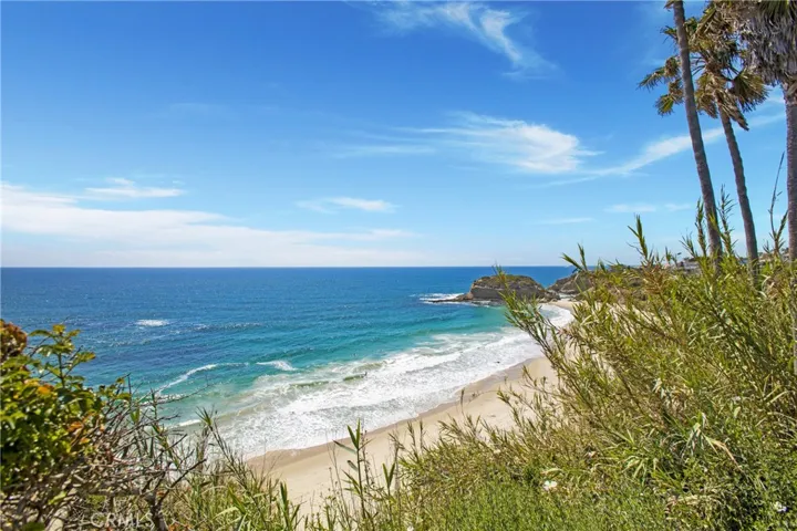 78 S La Senda, Laguna Beach, California 92651