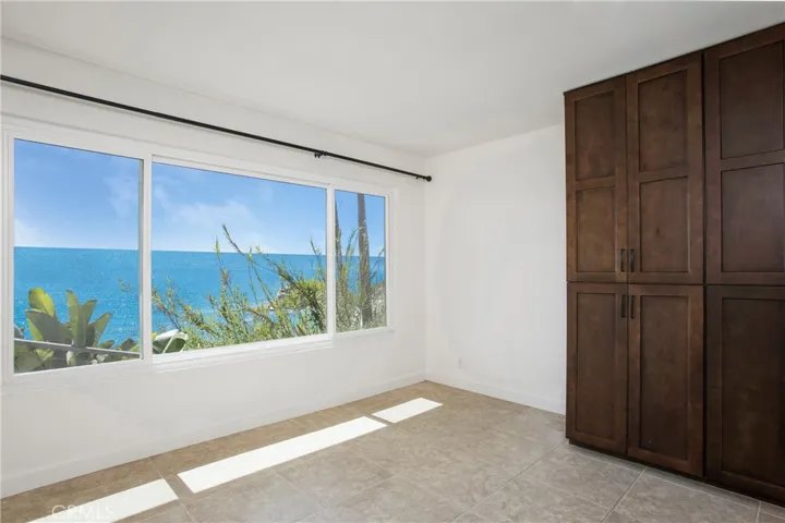 78 S La Senda, Laguna Beach, California 92651