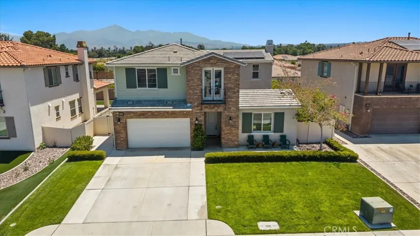 10951 Golden Rod Street, Redlands, California 92373