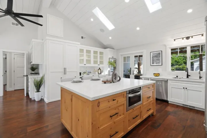 1233 Malone Road, San Jose, California 95125