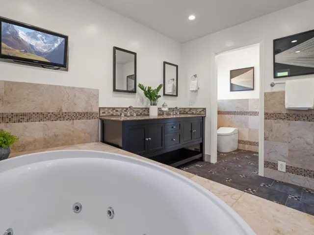 6332 Mcabee, San Jose, California 95120