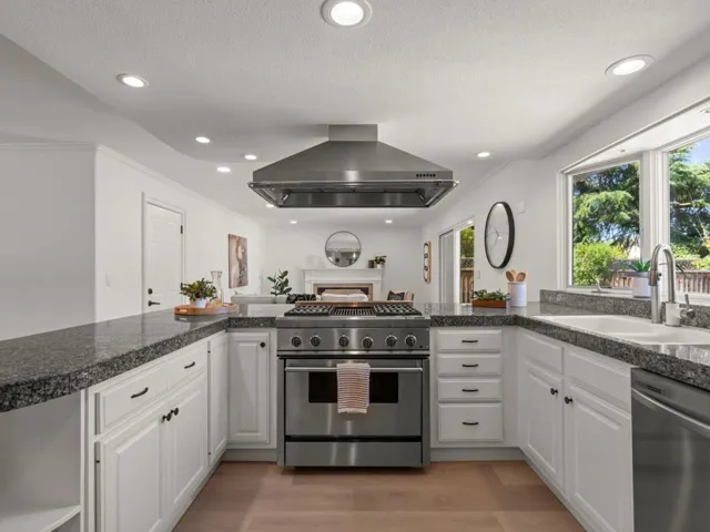 6332 Mcabee, San Jose, California 95120