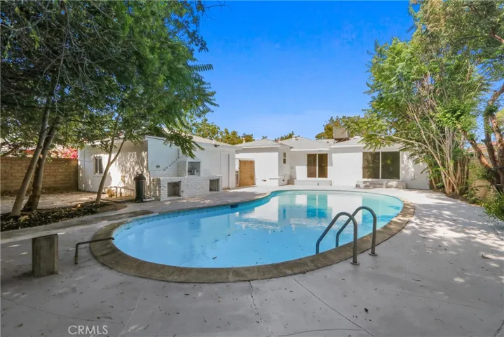 3250 Chestnut, Long Beach, California 90806