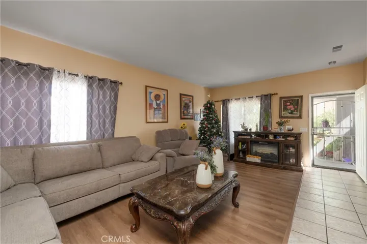 43714 Amazon, Hemet, California 92544