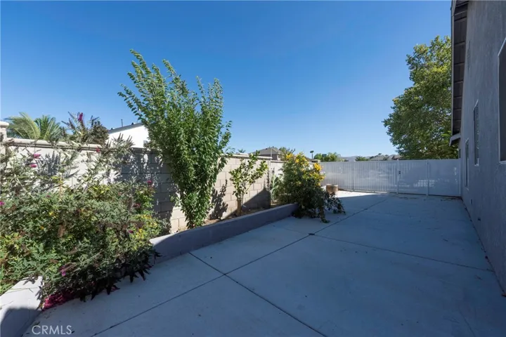 43714 Amazon, Hemet, California 92544