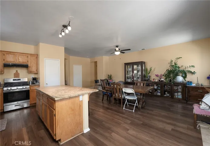 43714 Amazon, Hemet, California 92544