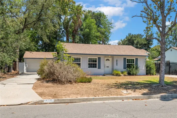 4685 Linwood Place, Riverside, California 92506