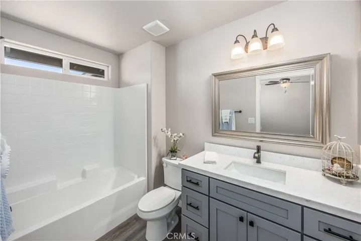 20947 Verde Drive, Apple Valley, California 92308